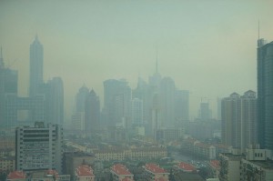 800px-Shanghai_Smog-v2.JPG